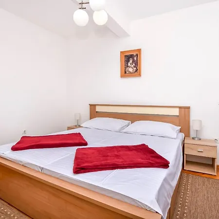 Apartment Zebic *